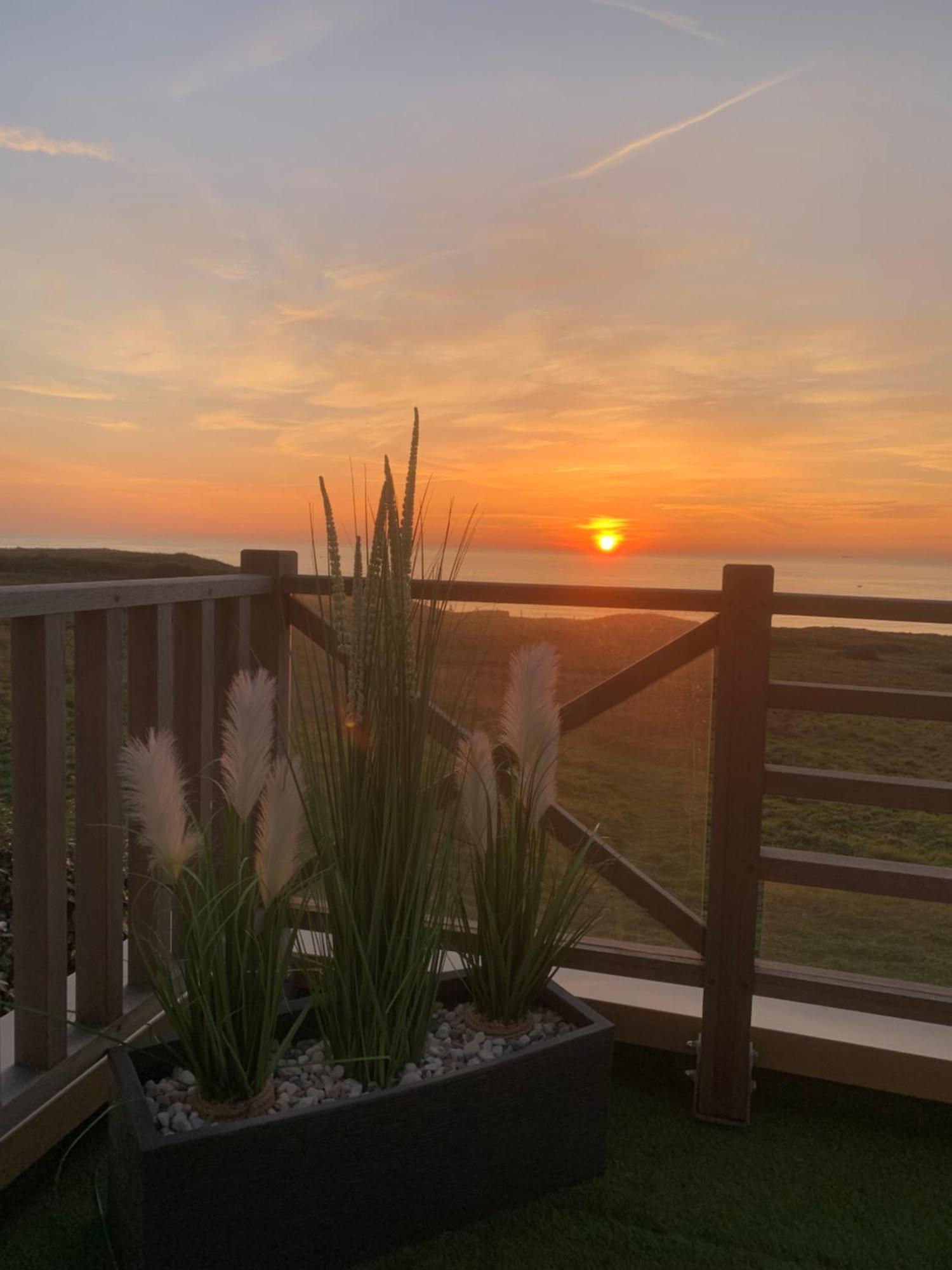 Appartement Wimereux - Opaalkust Met Frontaal Zeezicht Exterior foto